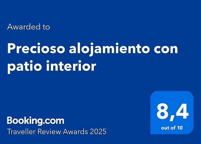 Precioso alojamiento con patio interior